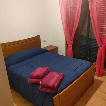 David Corzo Apartment Nogueira De Ramuin